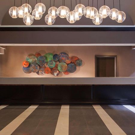 Embassy Suites By Hilton Houston Near The Galleria Bagian luar foto