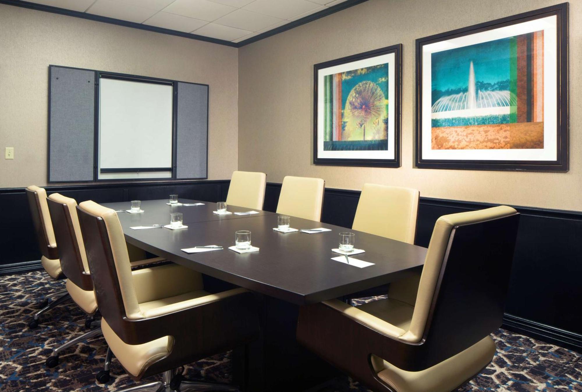Embassy Suites By Hilton Houston Near The Galleria Bagian luar foto