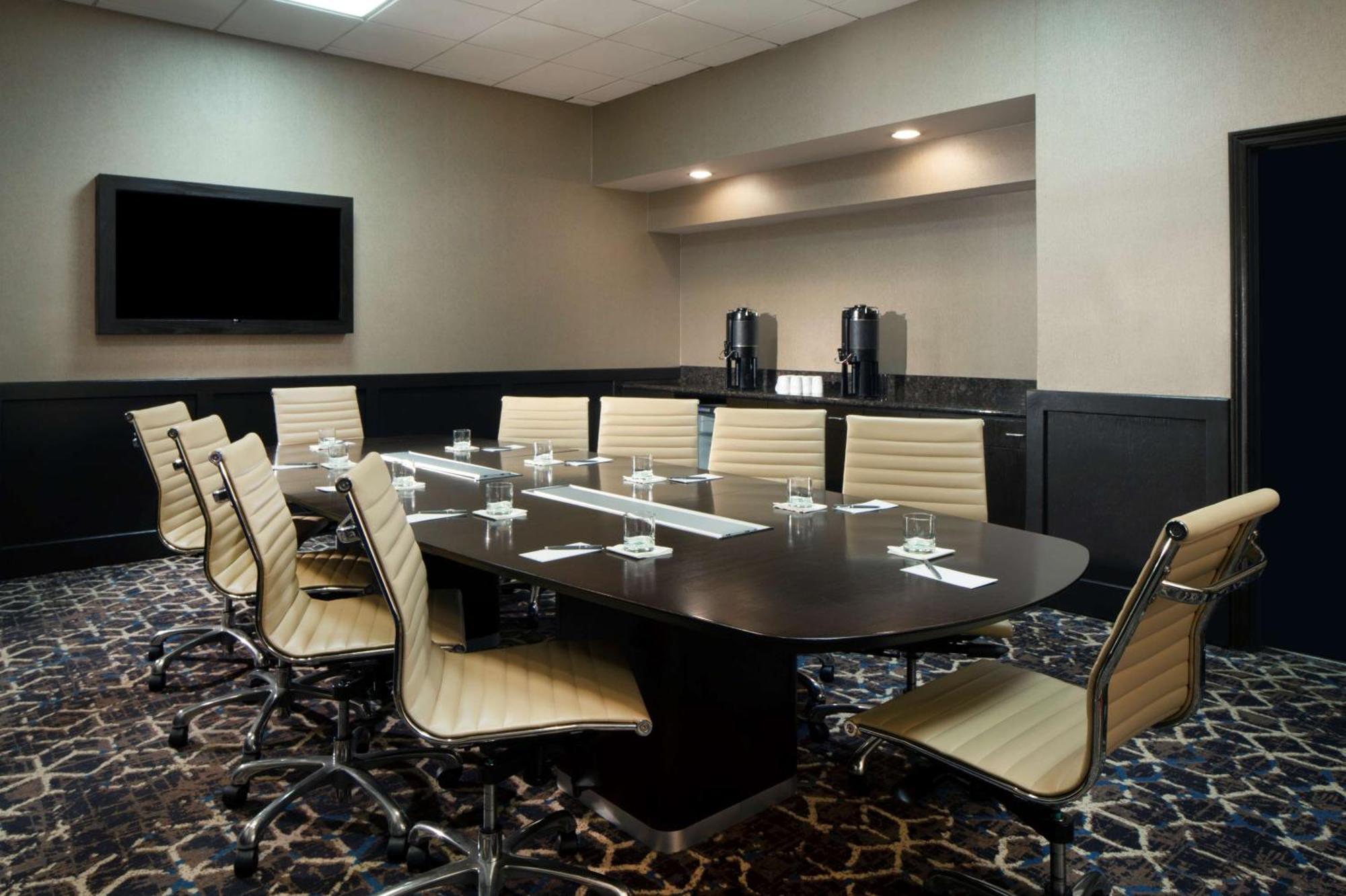 Embassy Suites By Hilton Houston Near The Galleria Bagian luar foto